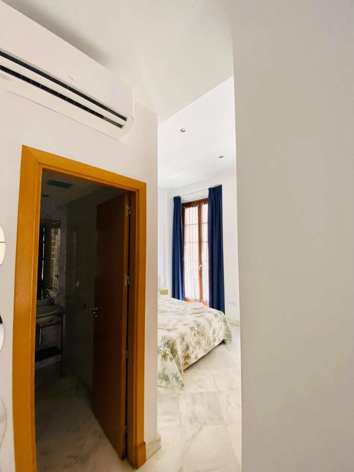 Apartamento En El Centro De Малага Экстерьер фото